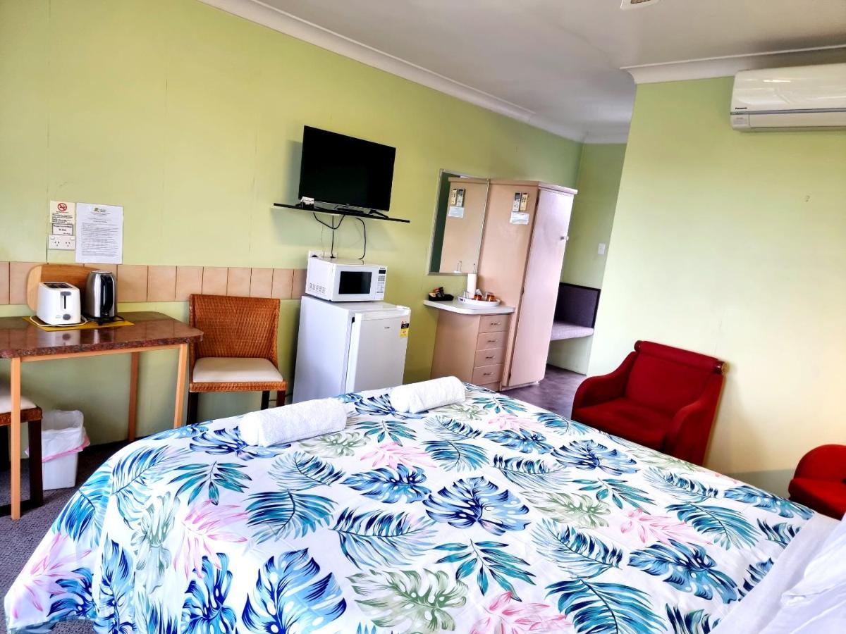 Mollymook Ocean View Motel Rewards Longer Stays -Over 18S Only (Adults Only) Exterior photo
