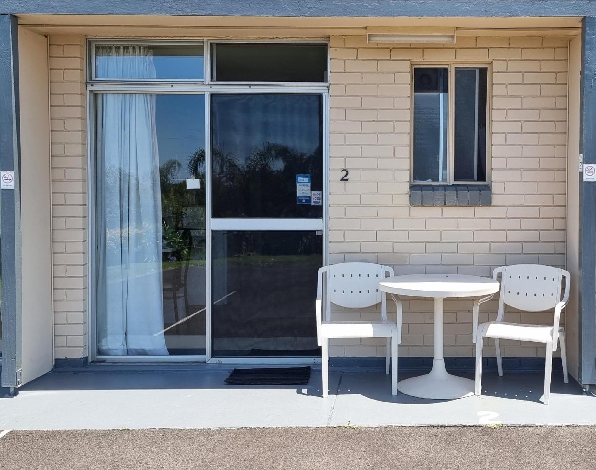 Mollymook Ocean View Motel Rewards Longer Stays -Over 18S Only (Adults Only) Exterior photo