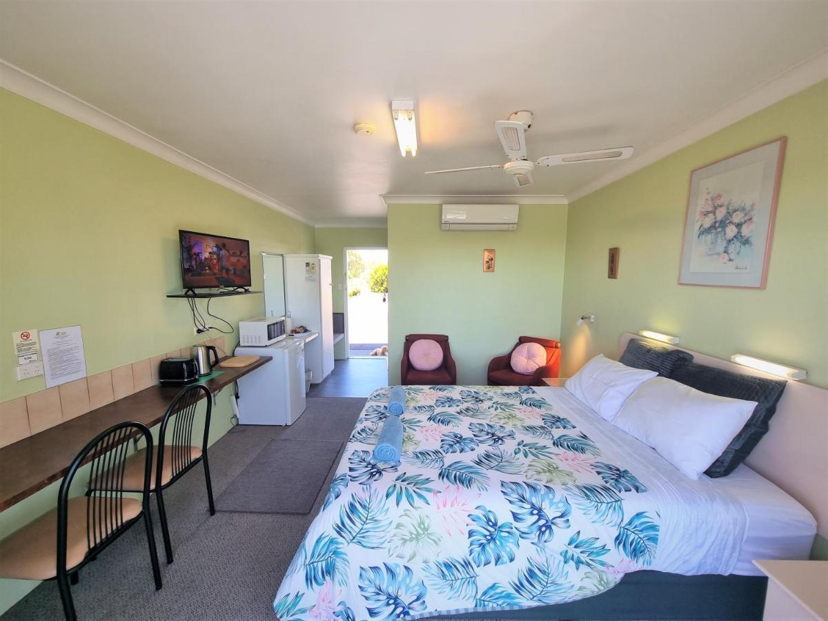 Mollymook Ocean View Motel Rewards Longer Stays -Over 18S Only (Adults Only) Exterior photo