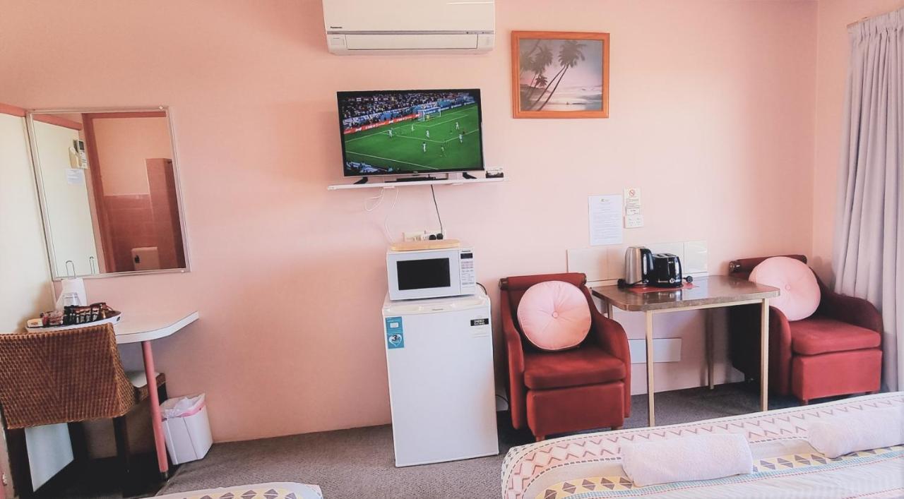 Mollymook Ocean View Motel Rewards Longer Stays -Over 18S Only (Adults Only) Exterior photo