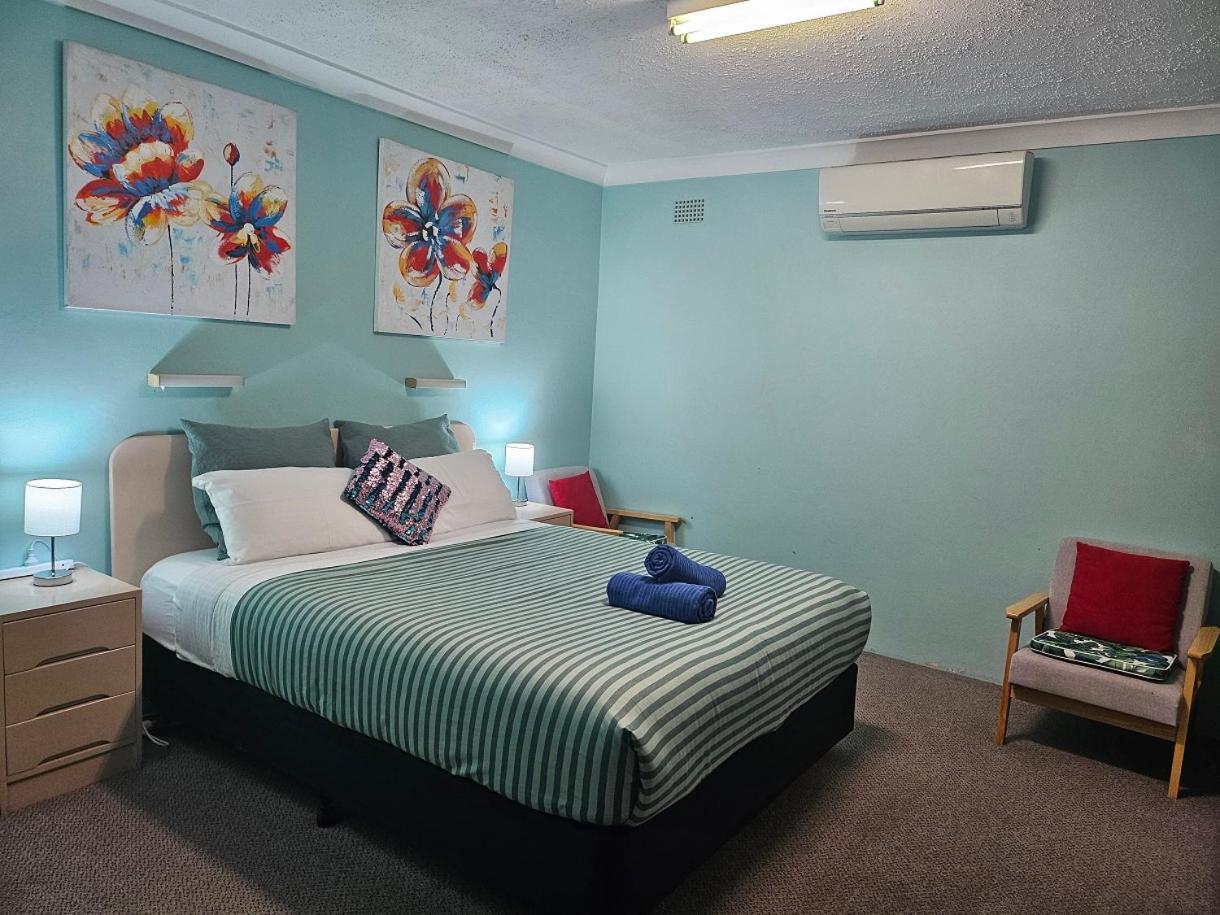 Mollymook Ocean View Motel Rewards Longer Stays -Over 18S Only (Adults Only) Exterior photo