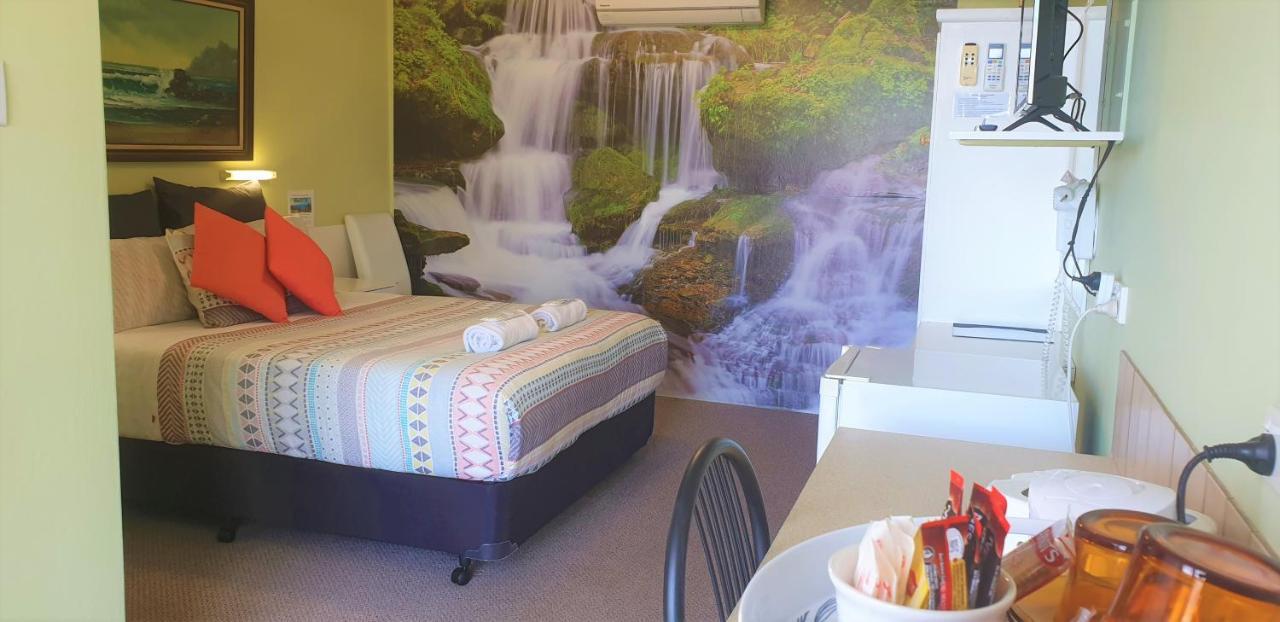 Mollymook Ocean View Motel Rewards Longer Stays -Over 18S Only (Adults Only) Exterior photo